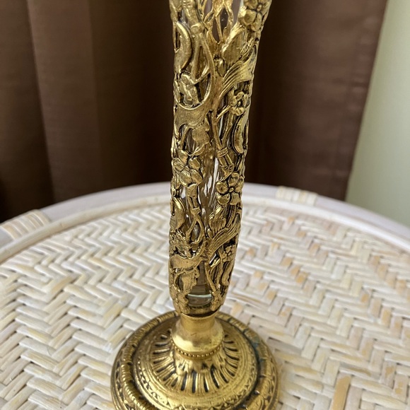 VNTG ORMULU  BUD VASE GOLD GILT FILIGREE APPLIED ROSE AND CLEAR FLUTE 11” - Picture 7 of 11